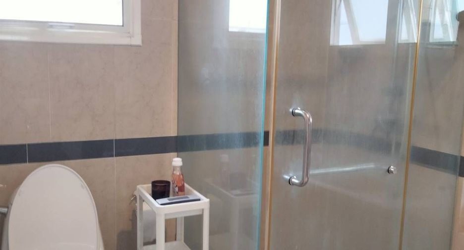 Haus zum Kauf mit 4 Zimmer in Bueng Kum, Bangkok