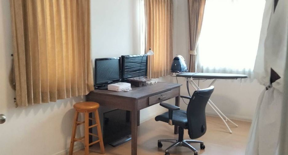 Haus zum Kauf mit 4 Zimmer in Bueng Kum, Bangkok