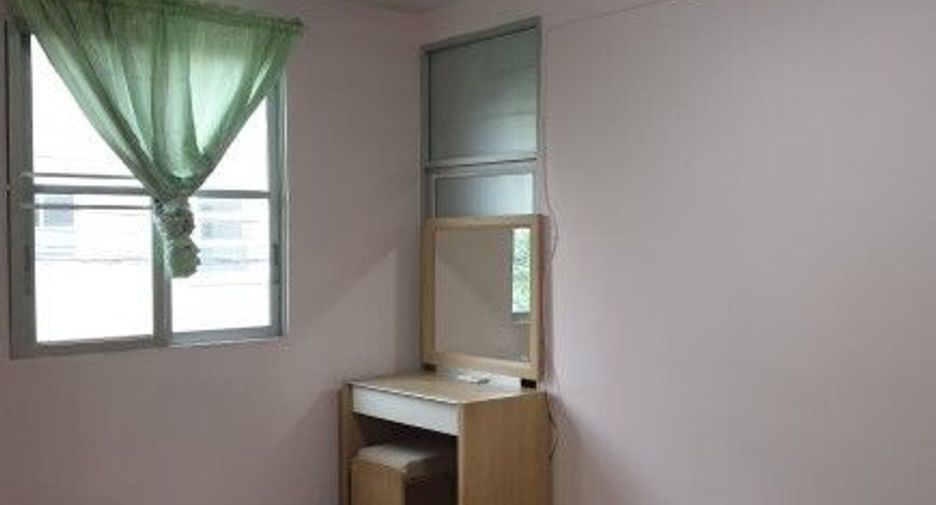 出租 4 卧室 联排别墅 在 Pak Kret, Nonthaburi