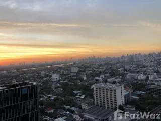 For sale studio condo in Phra Khanong, Bangkok