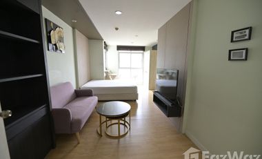 À vendre studio condo à Phra Khanong, Bangkok