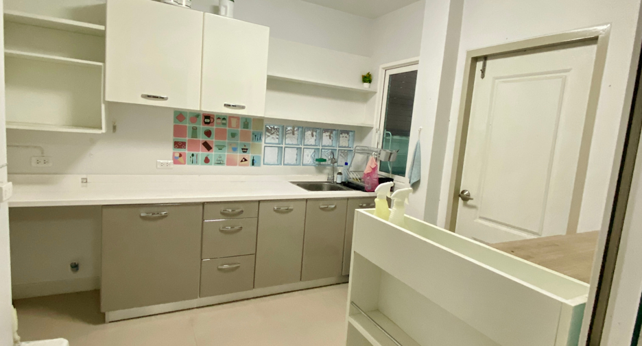 ขาย 3 ห้องนอน บ้านเดี่ยว ใน เมืองสุราษฎร์ธานี, สุราษฎร์ธานี
