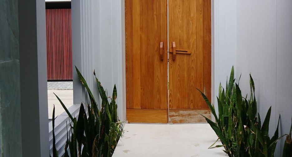 For sale 3 bedrooms villa in Thalang, Phuket