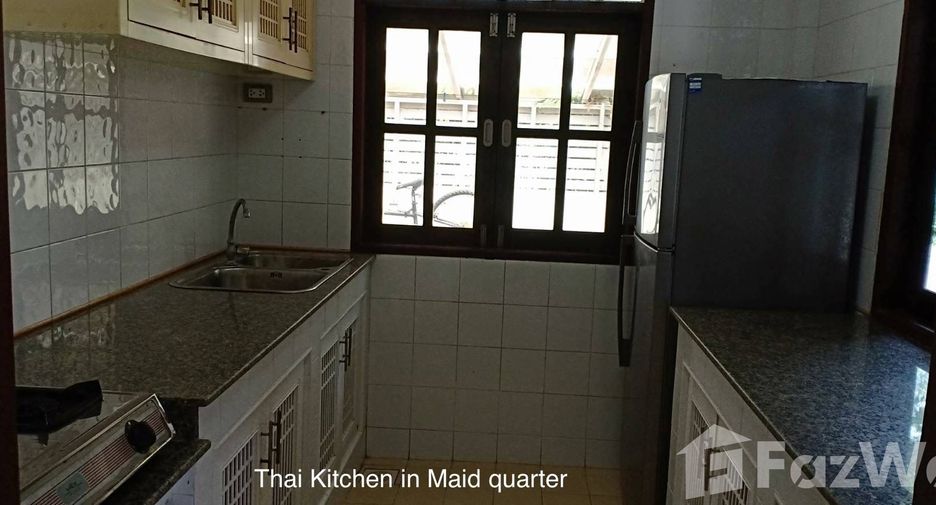 À louer 4 chambres maison à Kathu, Phuket