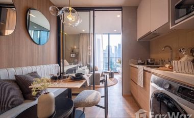 À vendre et à louer studio condo à Watthana, Bangkok