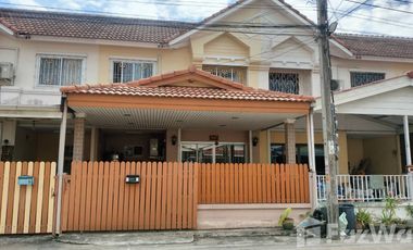 Продажа 3 спальни таунхаус в Кхлонг Сам Ща, Бангкок