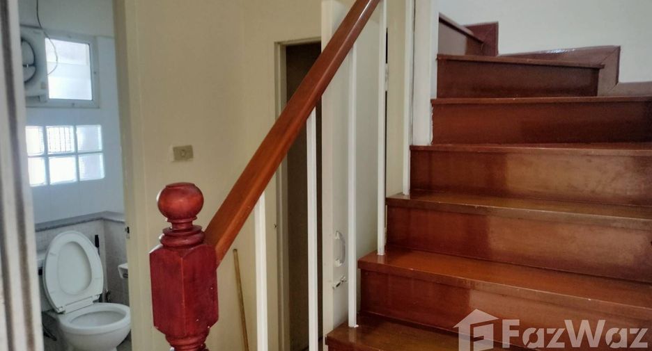 For sale 3 bedrooms townhouse in Khlong Sam Wa, Bangkok