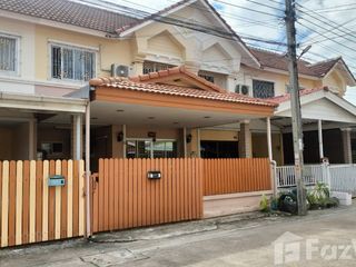 出售 3 卧室 联排别墅 在 Khlong Sam Wa, 曼谷
