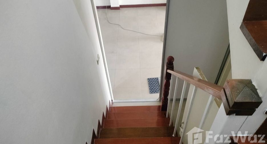For sale 3 bedrooms townhouse in Khlong Sam Wa, Bangkok