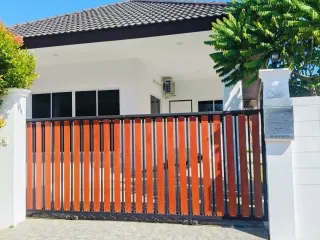 For rent 3 bedrooms house in Thalang, Phuket