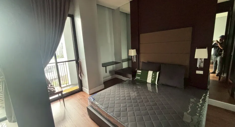 For sale 1 bed condo in Watthana, Bangkok