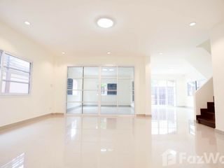 For sale 3 bedrooms house in Khan Na Yao, Bangkok