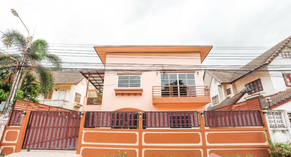 For sale 3 bedrooms house in Khan Na Yao, Bangkok