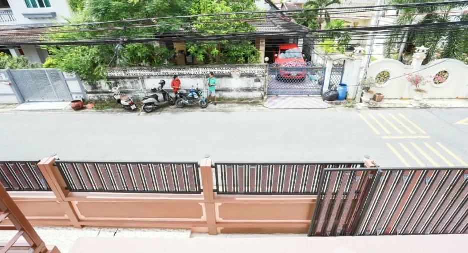 For sale 3 bedrooms house in Khan Na Yao, Bangkok