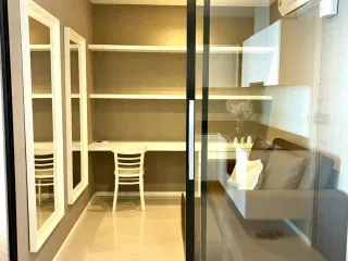For sale 1 bed condo in Huai Khwang, Bangkok