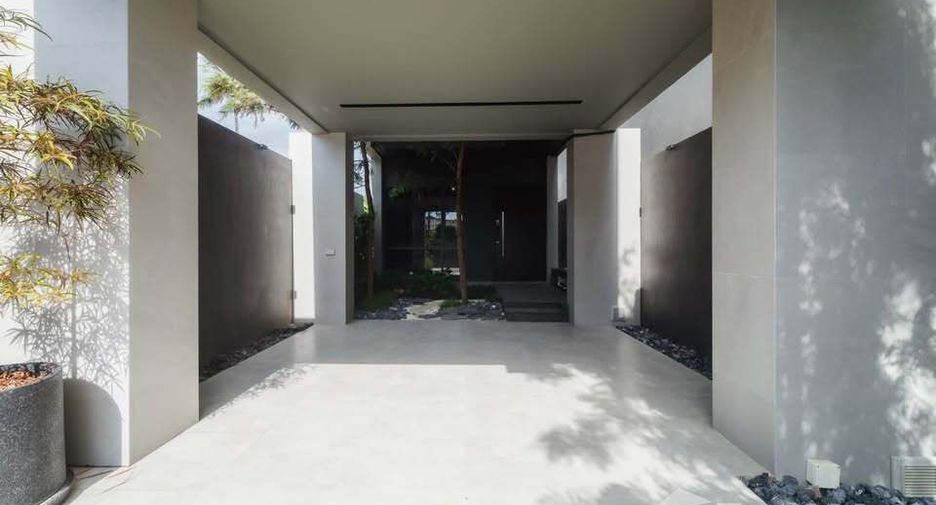 For rent 4 bedrooms villa in Thalang, Phuket