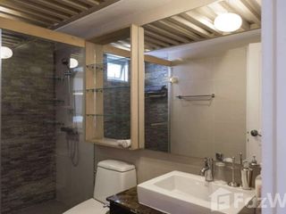 For sale 2 bedrooms condo in Huai Khwang, Bangkok