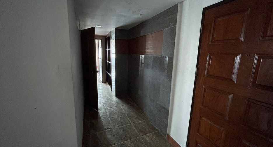 ขาย 3 ห้องนอน คอนโด ใน วัฒนา, กรุงเทพฯ