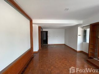 For sale 3 bedrooms condo in Watthana, Bangkok
