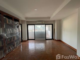 For sale 3 bedrooms condo in Watthana, Bangkok