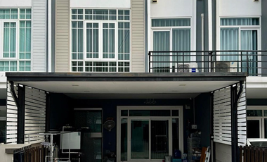 For sale 3 bedrooms townhouse in Nong Khaem, Bangkok