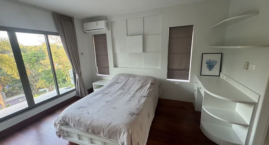 For rent 5 bedrooms house in Mueang Phuket, Phuket