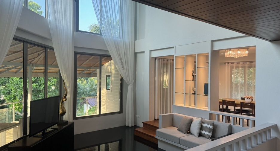For rent 5 bedrooms house in Mueang Phuket, Phuket