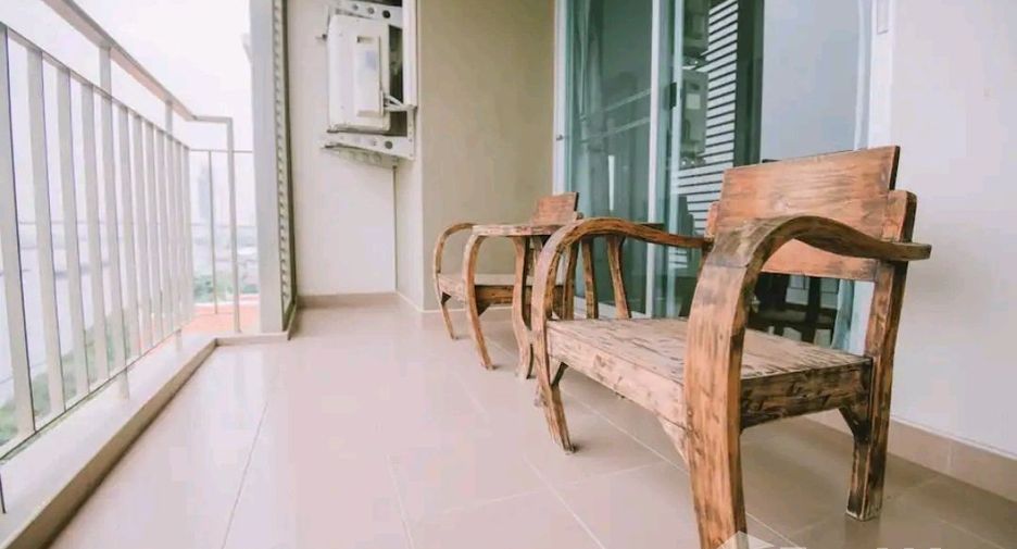 For sale and for rent 3 bedrooms condo in Yan Nawa, Bangkok