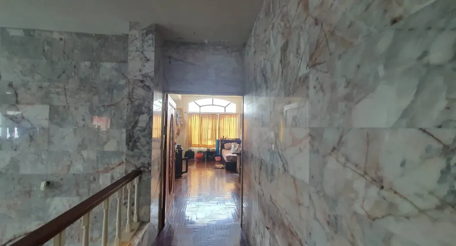 For sale 5 bedrooms house in Lat Krabang, Bangkok