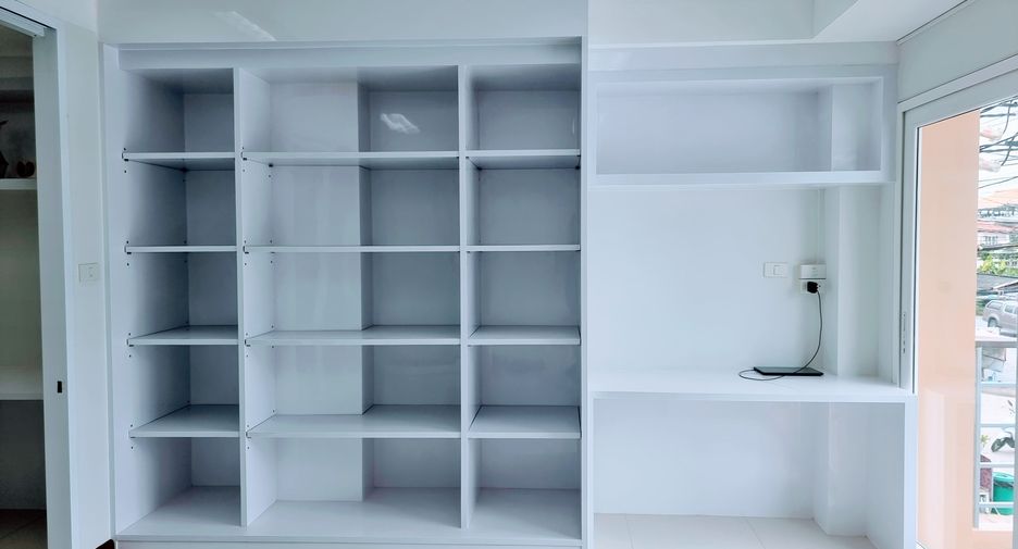 Büro zur Miete in Bang Bua Thong, Nonthaburi