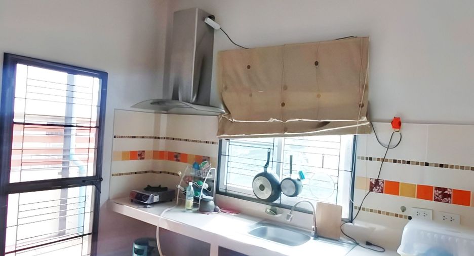 Продажа 2 спальни дом в Мыанг Районг, Районг