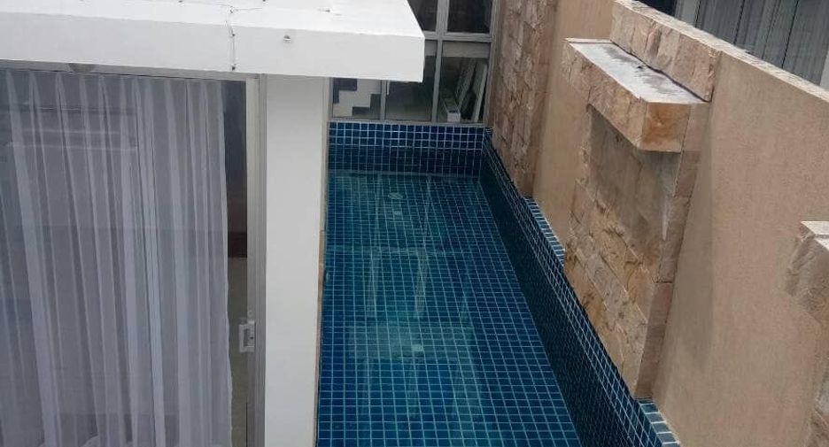 Villa en alquiler de 3 habitaciones en Mueang Phuket, Phuket