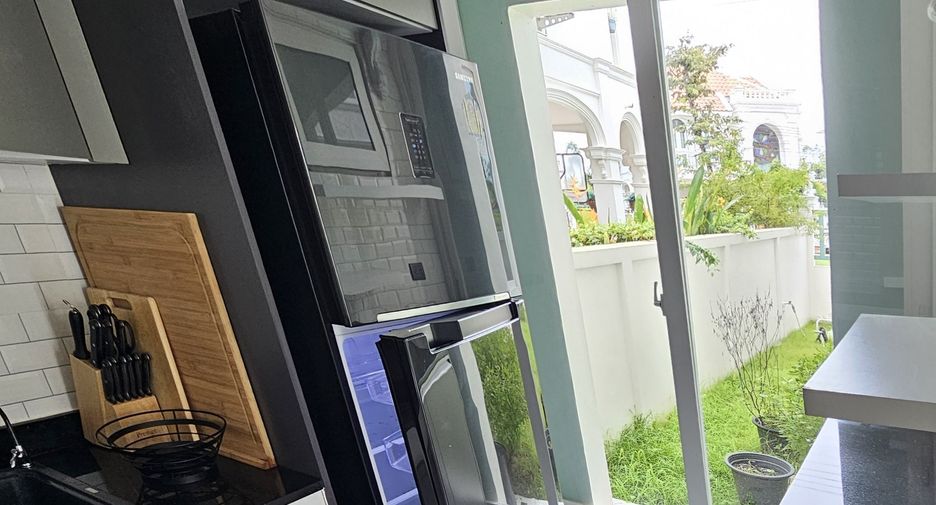 Casa en venta de 4 habitaciones en Mueang Phuket, Phuket
