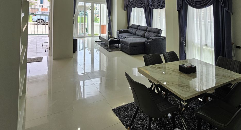Casa en venta de 4 habitaciones en Mueang Phuket, Phuket