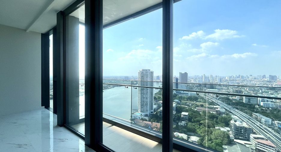For sale and for rent 3 bedrooms condo in Bang Kho Laem, Bangkok