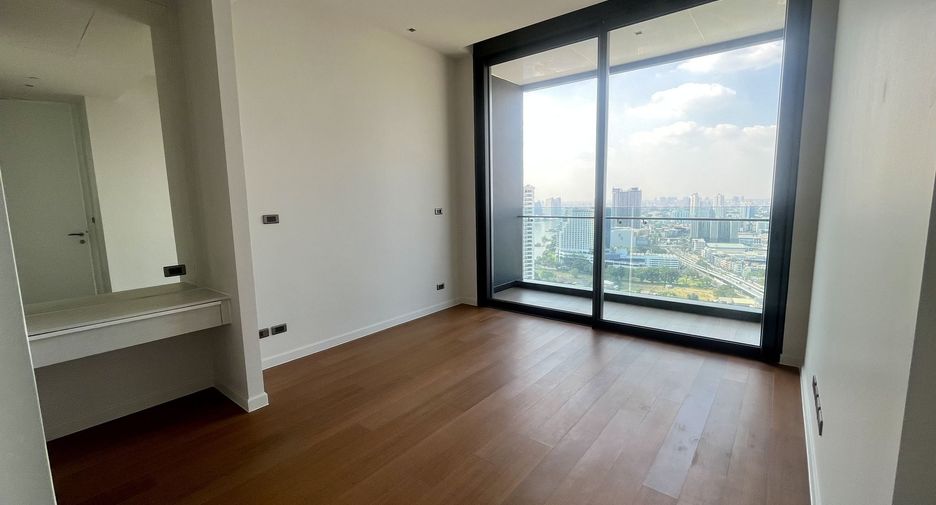 For sale and for rent 3 bedrooms condo in Bang Kho Laem, Bangkok