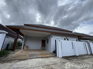 For rent 3 bedrooms villa in Mueang Phuket, Phuket
