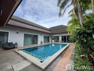 À louer 3 chambres villa à Mueang Phuket, Phuket