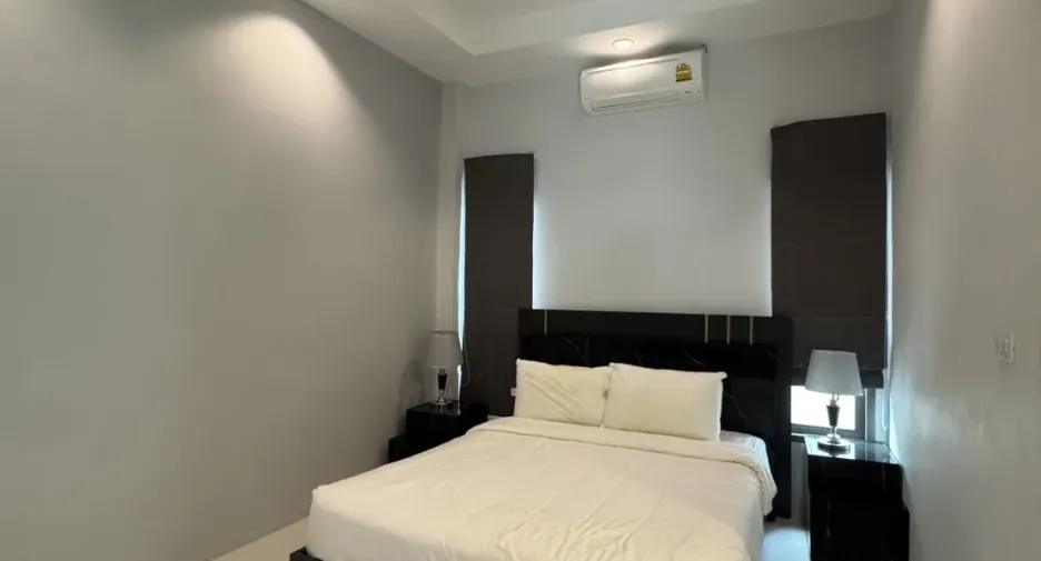 À louer 3 chambres villa à Mueang Phuket, Phuket