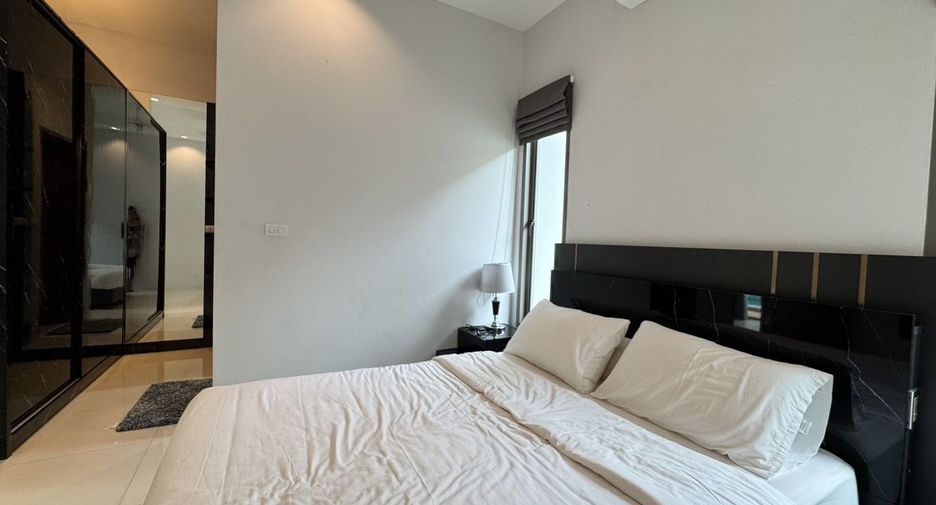 À louer 3 chambres villa à Mueang Phuket, Phuket