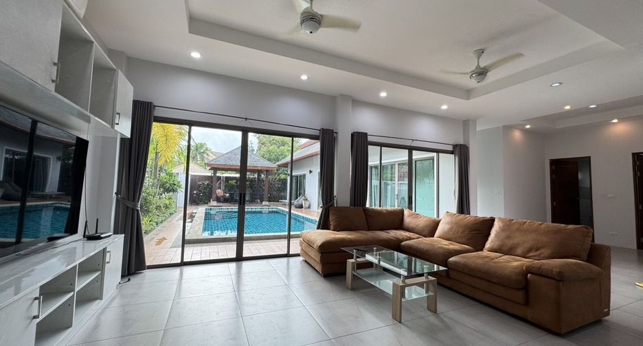 À louer 3 chambres villa à Mueang Phuket, Phuket