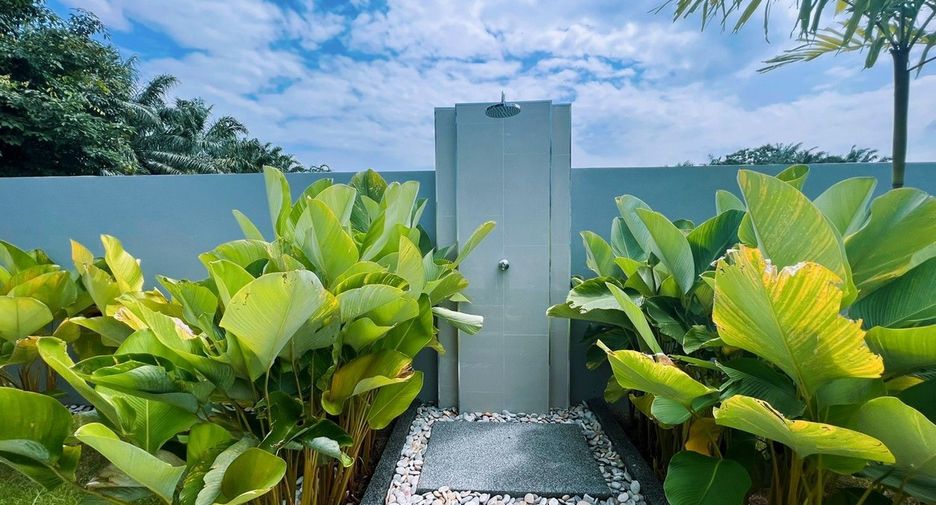 For rent 3 bedrooms villa in Thalang, Phuket