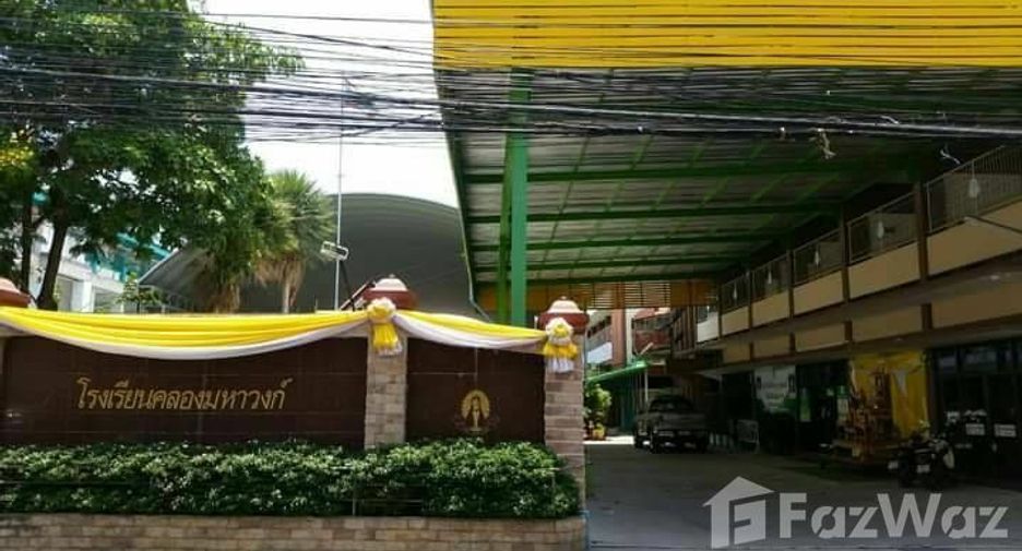 出售 2 卧室 联排别墅 在 Mueang Samut Prakan, Samut Prakan