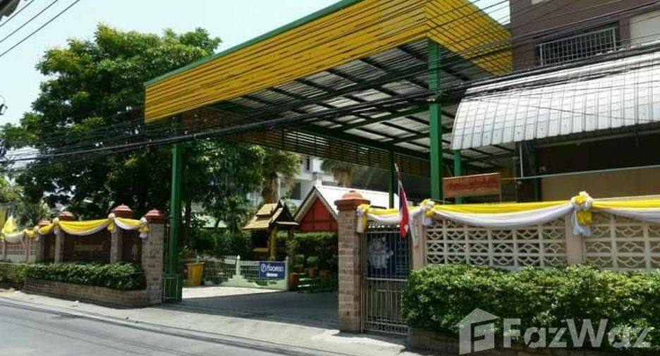 出售 2 卧室 联排别墅 在 Mueang Samut Prakan, Samut Prakan