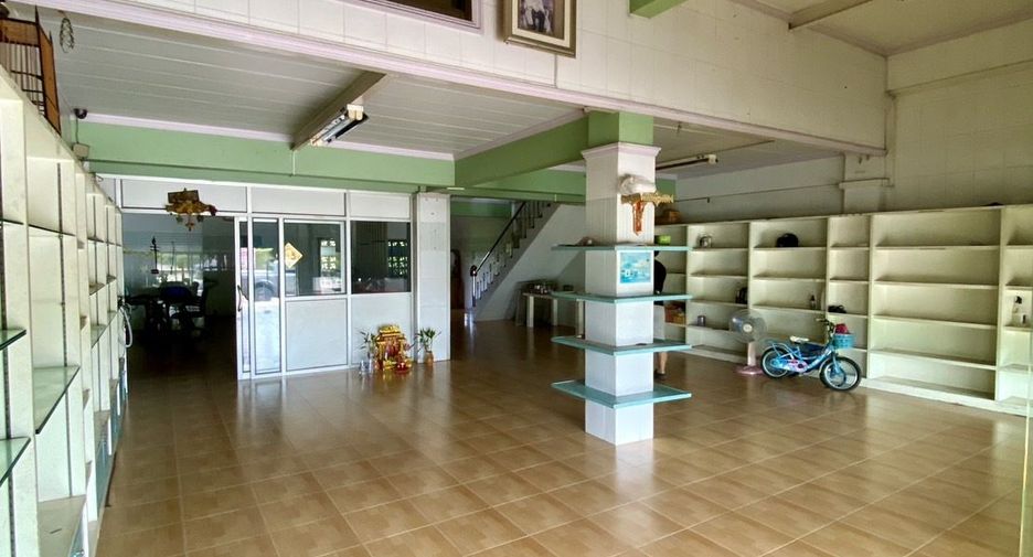 出售 11 卧室 商业空间 在 Mueang Ratchaburi, Ratchaburi