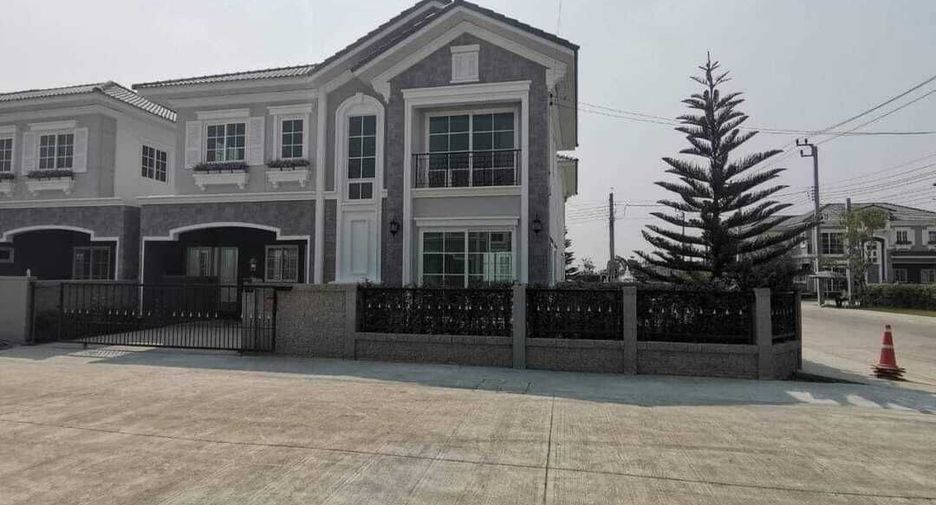 For sale 4 bedrooms house in Prawet, Bangkok
