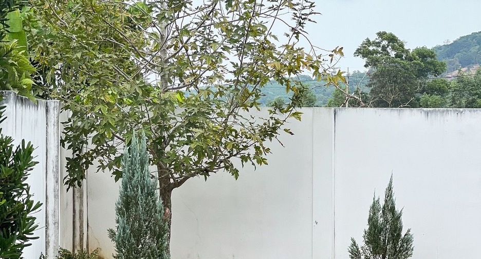 For rent 4 bedrooms house in Mueang Phuket, Phuket