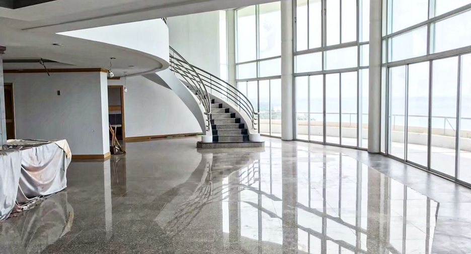 For sale 4 bedrooms condo in Klaeng, Rayong