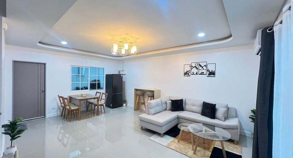 For rent 3 bedrooms townhouse in Mueang Phuket, Phuket