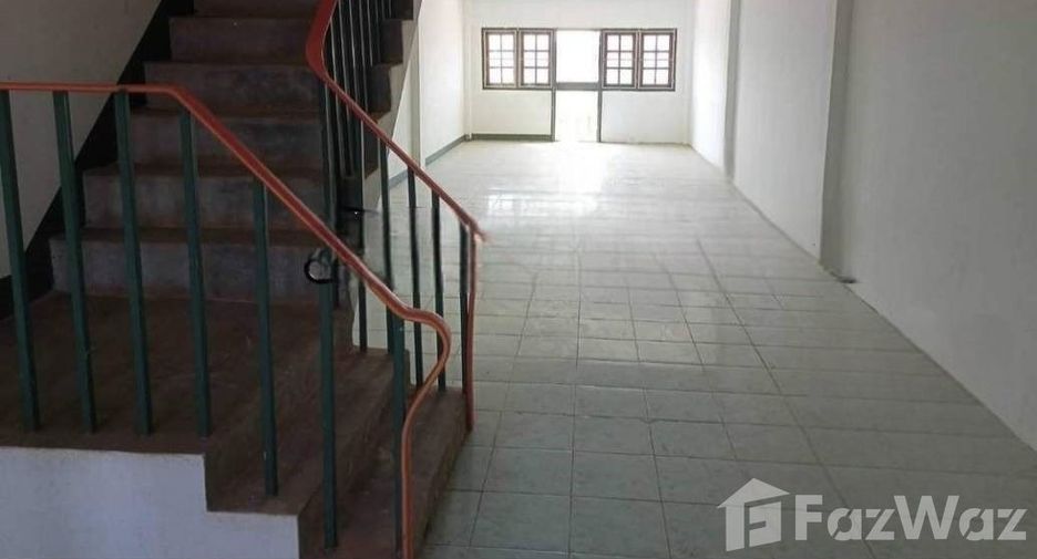 For sale 2 bedrooms retail Space in Mueang Sakon Nakhon, Sakon Nakhon